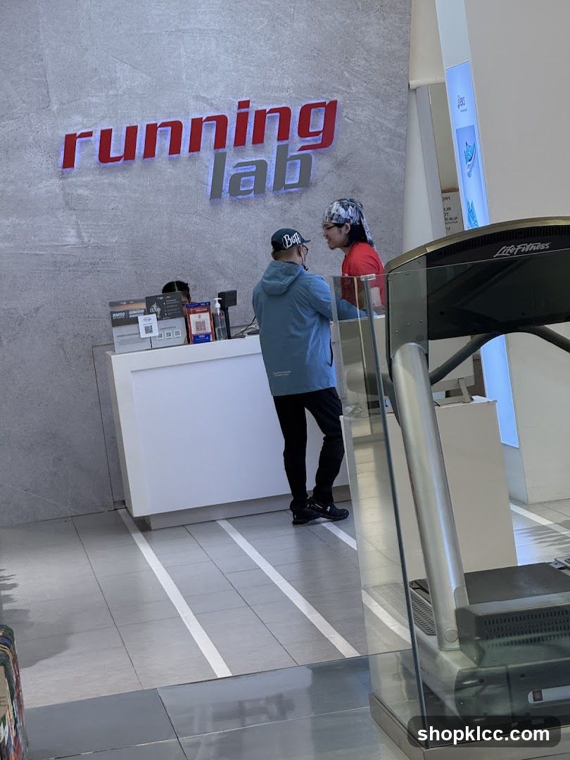 Running Lab Interior