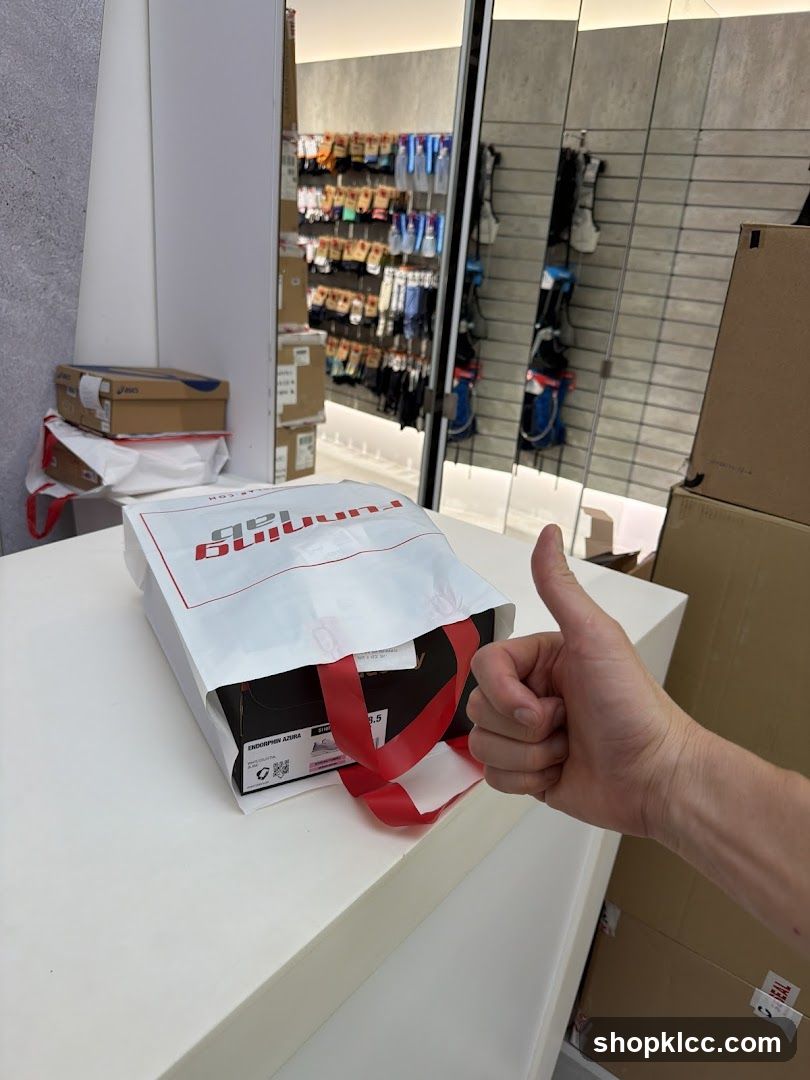 Shopping Bag with Thumbs Up