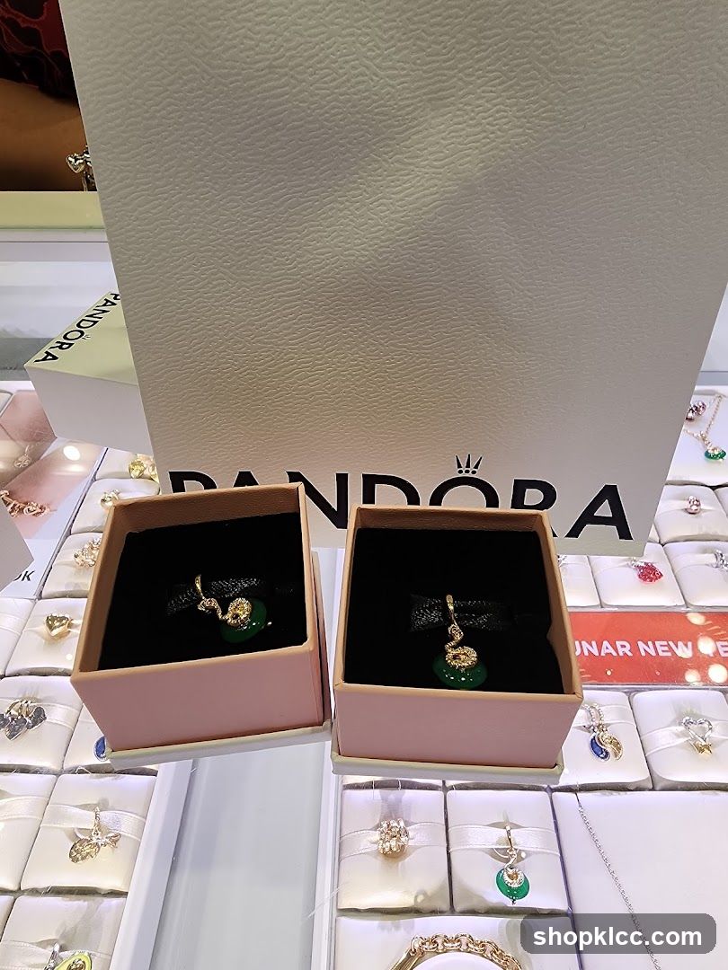 Pandora Jewelry Display
