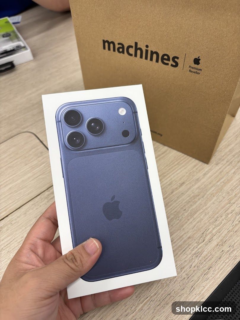 iPhone Box and Shopping Bag