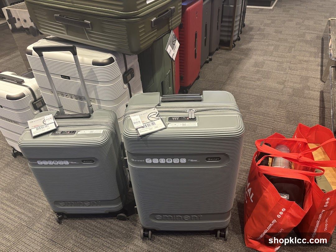 Luggage display