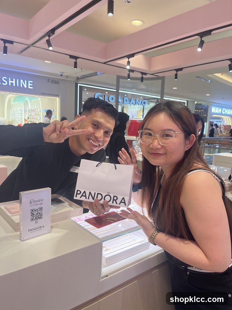 Pandora Shopping Bag
