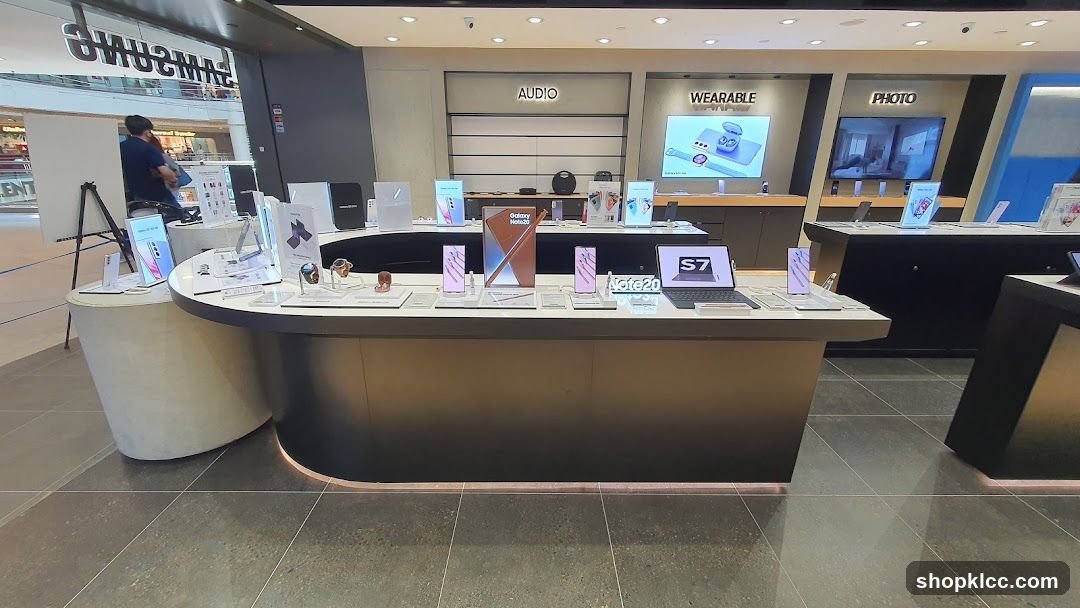Samsung Store Display