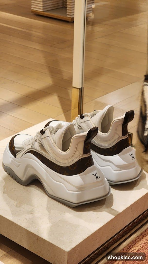 Louis Vuitton Sneakers