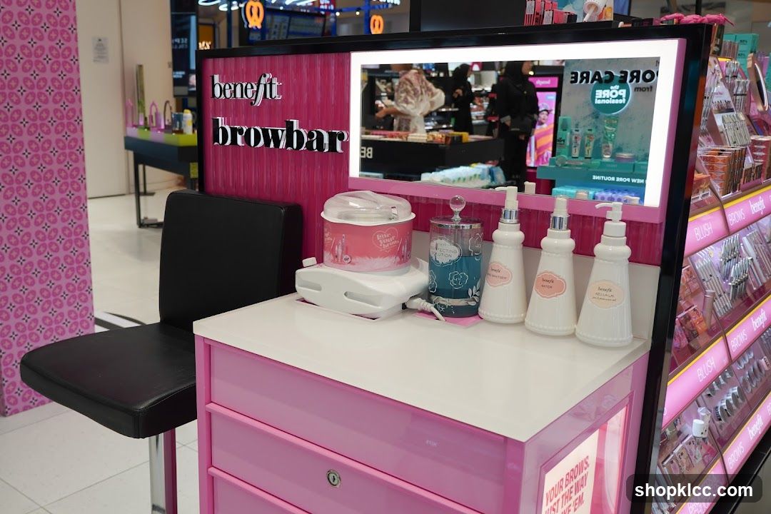 Benefit Browbar Display
