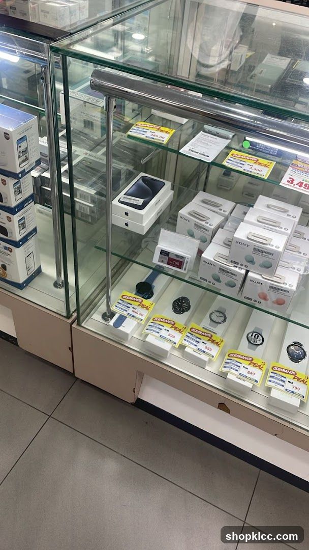 Electronics Store Display