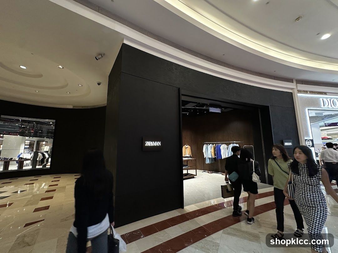 Zara Man Storefront