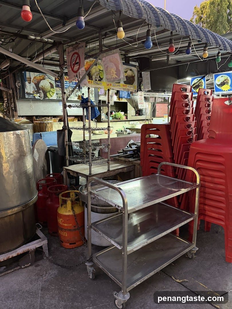 Outdoor Food Stall with Seating