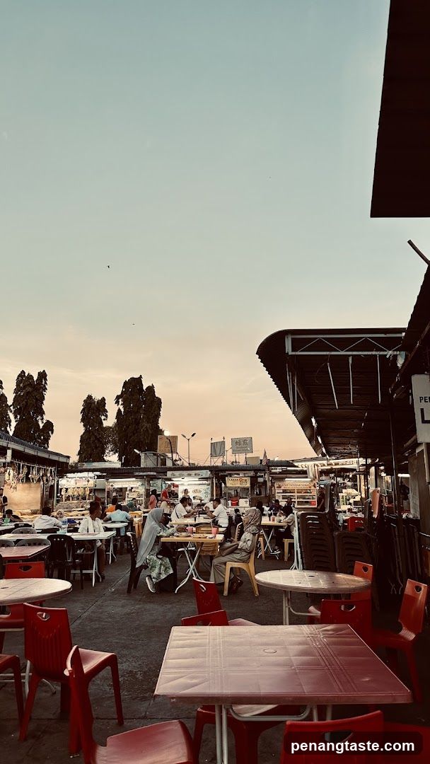 Outdoor Food Court with Tables and Chairs