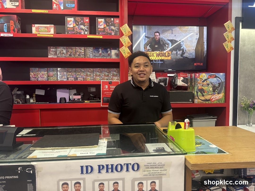Electronics Store Counter