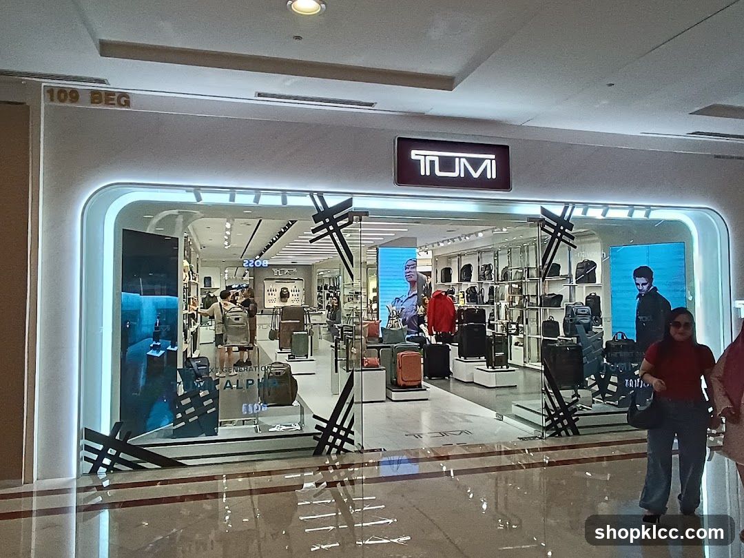 Tumi