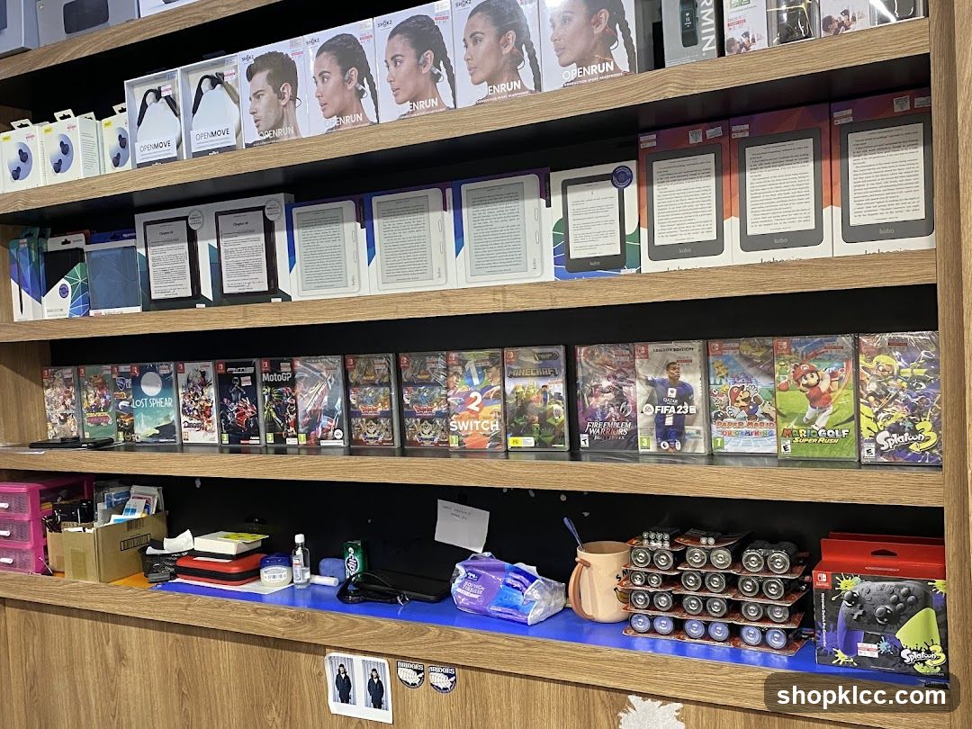 Electronics and Video Games Display