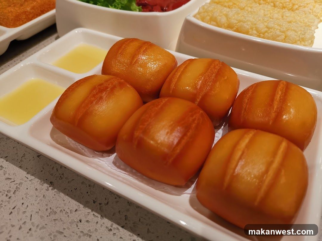 Fried Mantou Buns with Condensed Milk