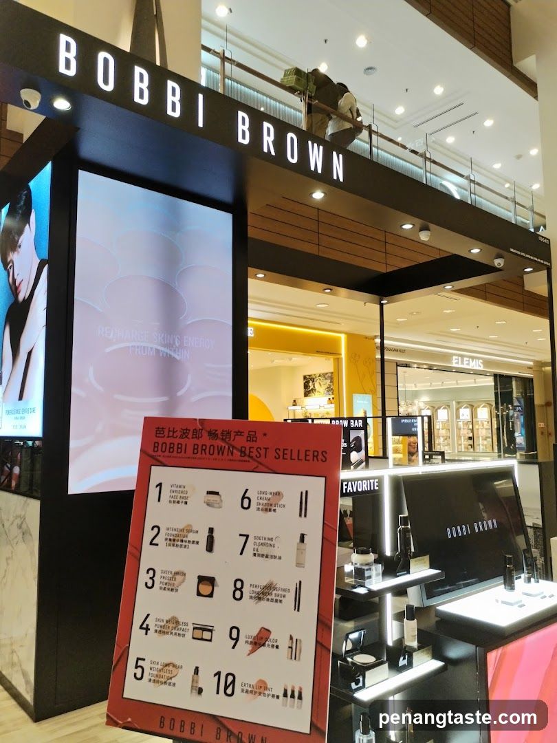 Bobbi Brown Cosmetics Display