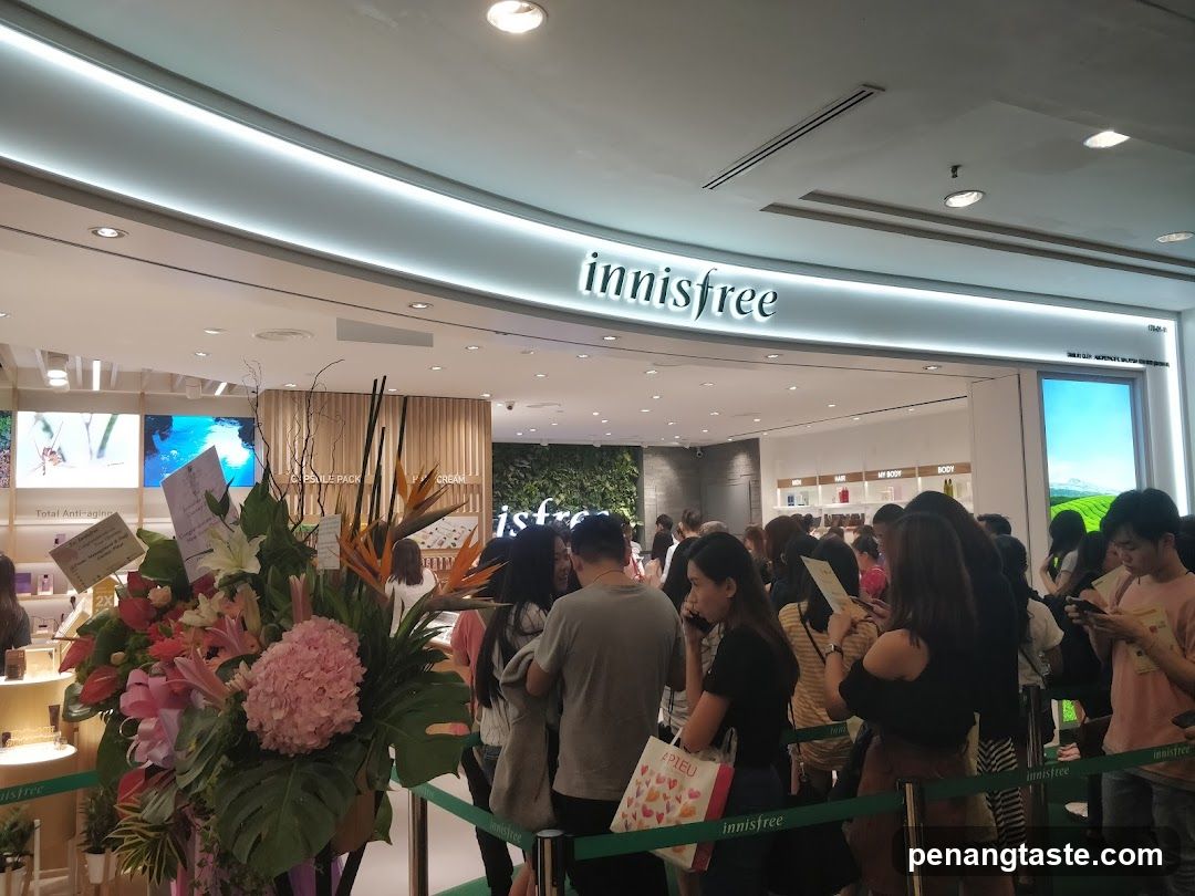 Innisfree Store Entrance