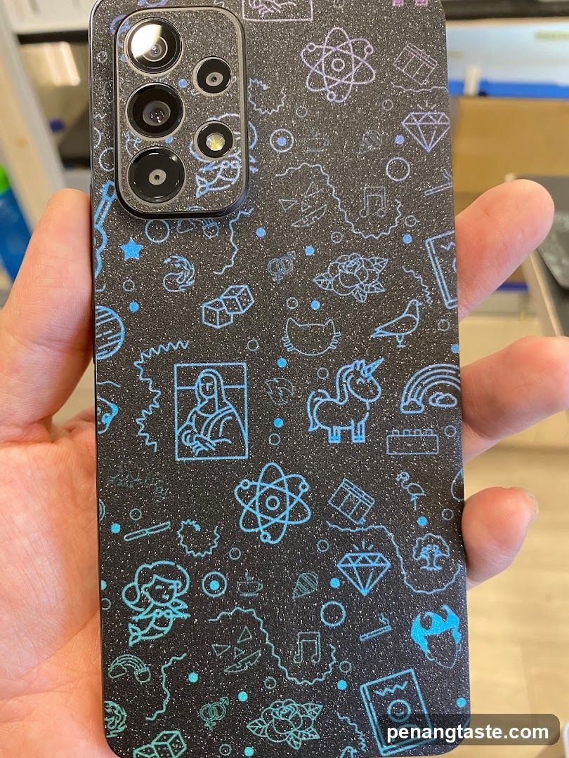 Phone case with various icons