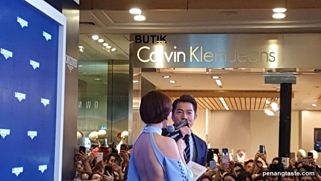 Event with Calvin Klein Jeans Storefront