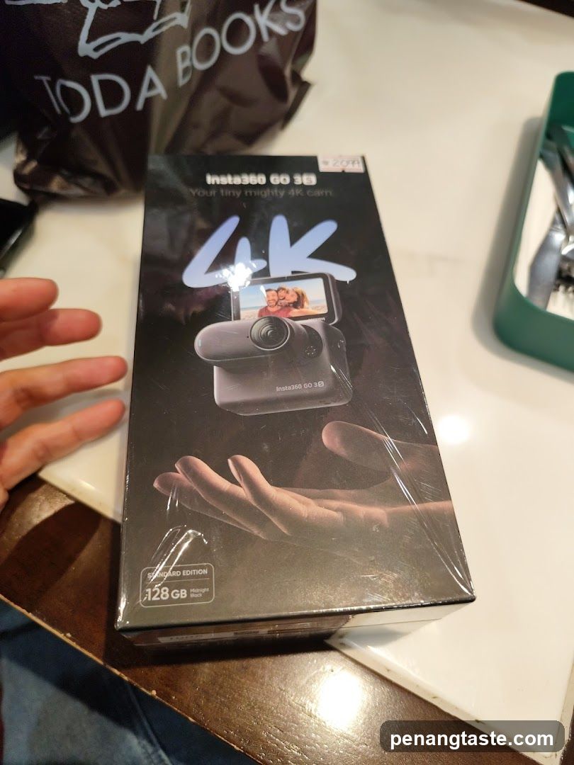 Insta360 GO 3S Camera Box