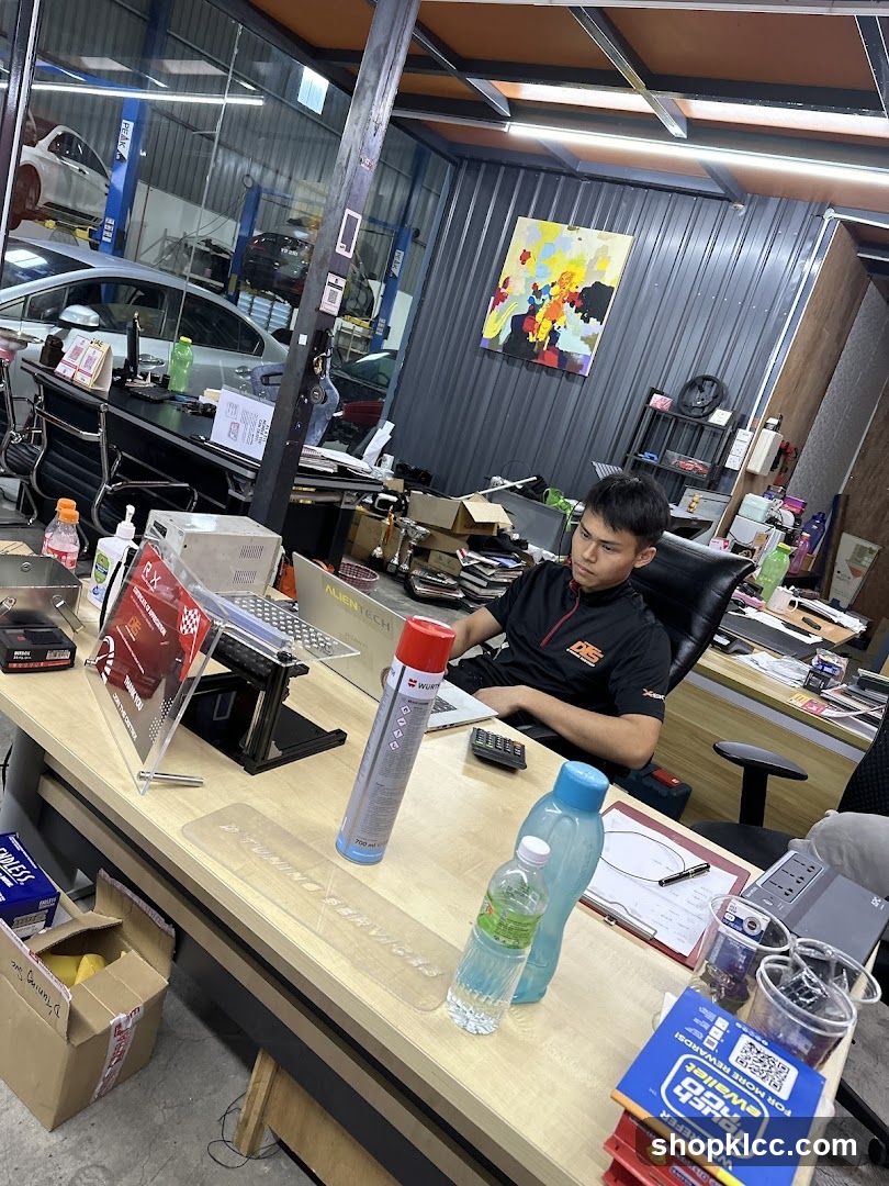 Car Workshop Office