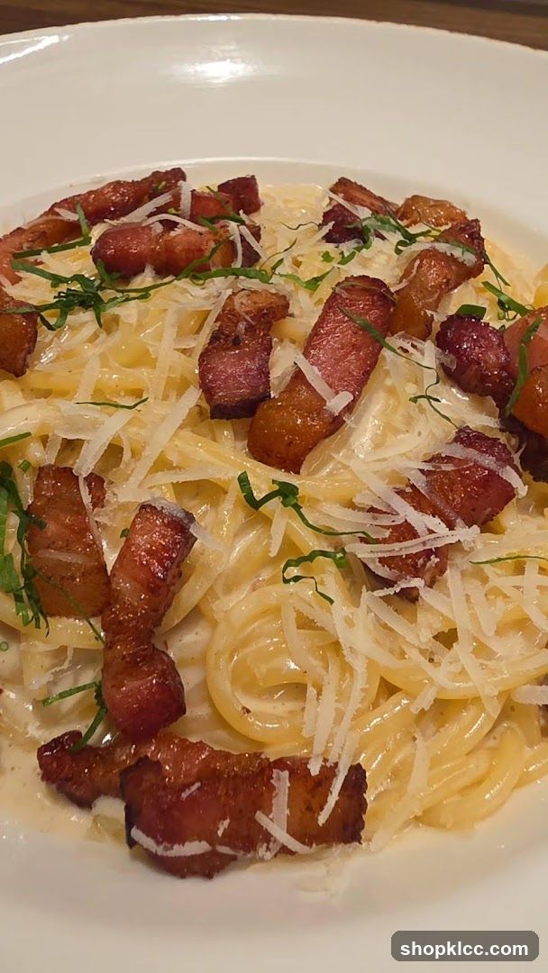 Spaghetti Carbonara with Bacon