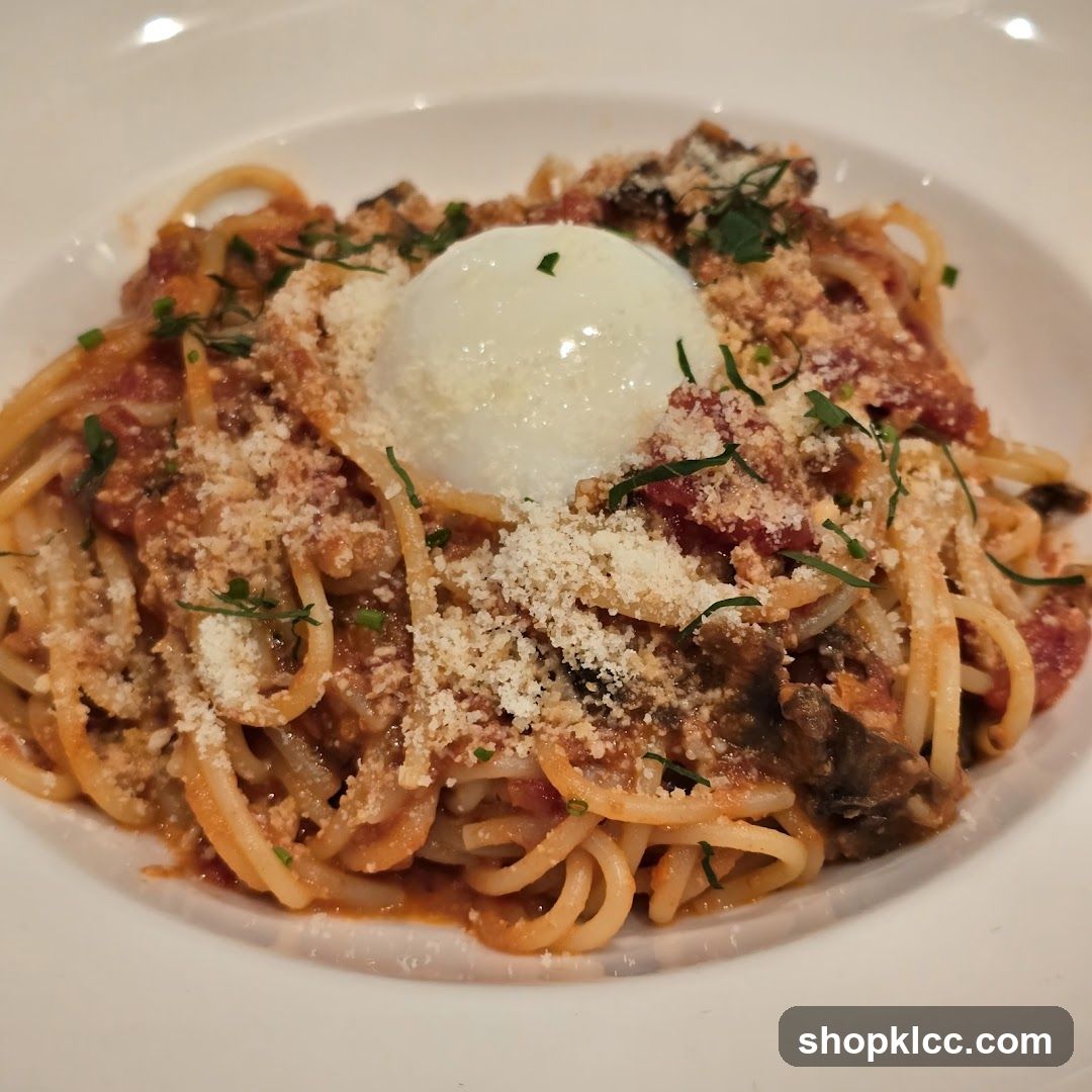 Spaghetti with Egg and Tomato Sauce