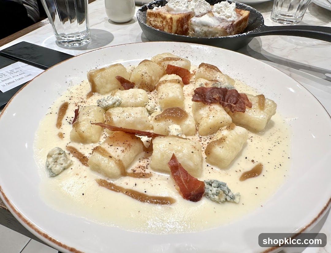 Gnocchi with Prosciutto and Blue Cheese