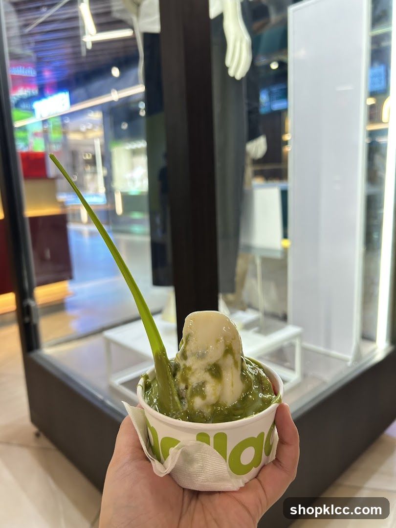 Matcha Ice Cream with Mochi