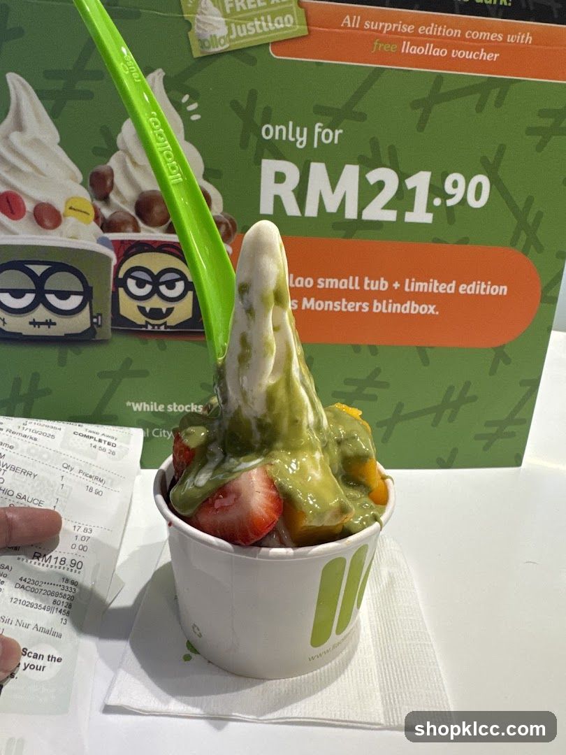 Frozen Yogurt with Toppings