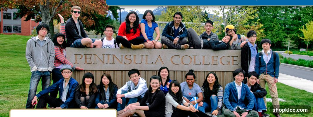 Peninsula College Students