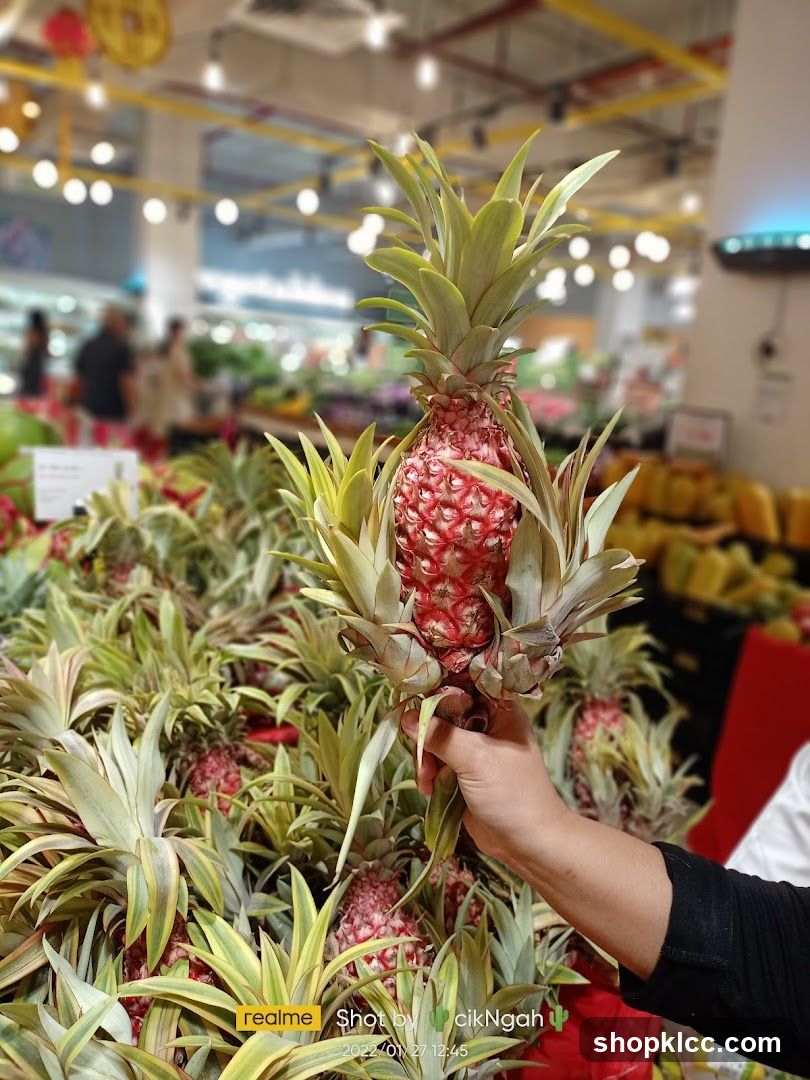 Pineapples in a grocery store