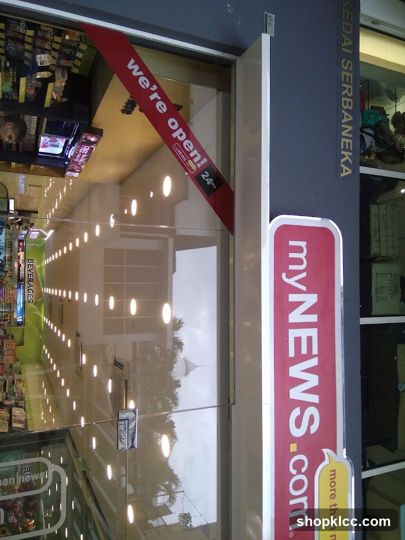 myNEWS.com storefront entrance