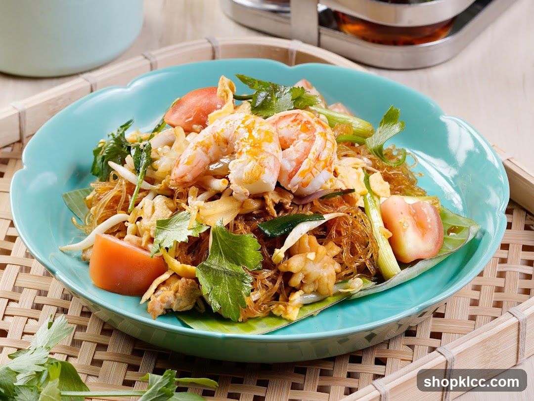 Thai Stir Fry Noodles with Shrimp