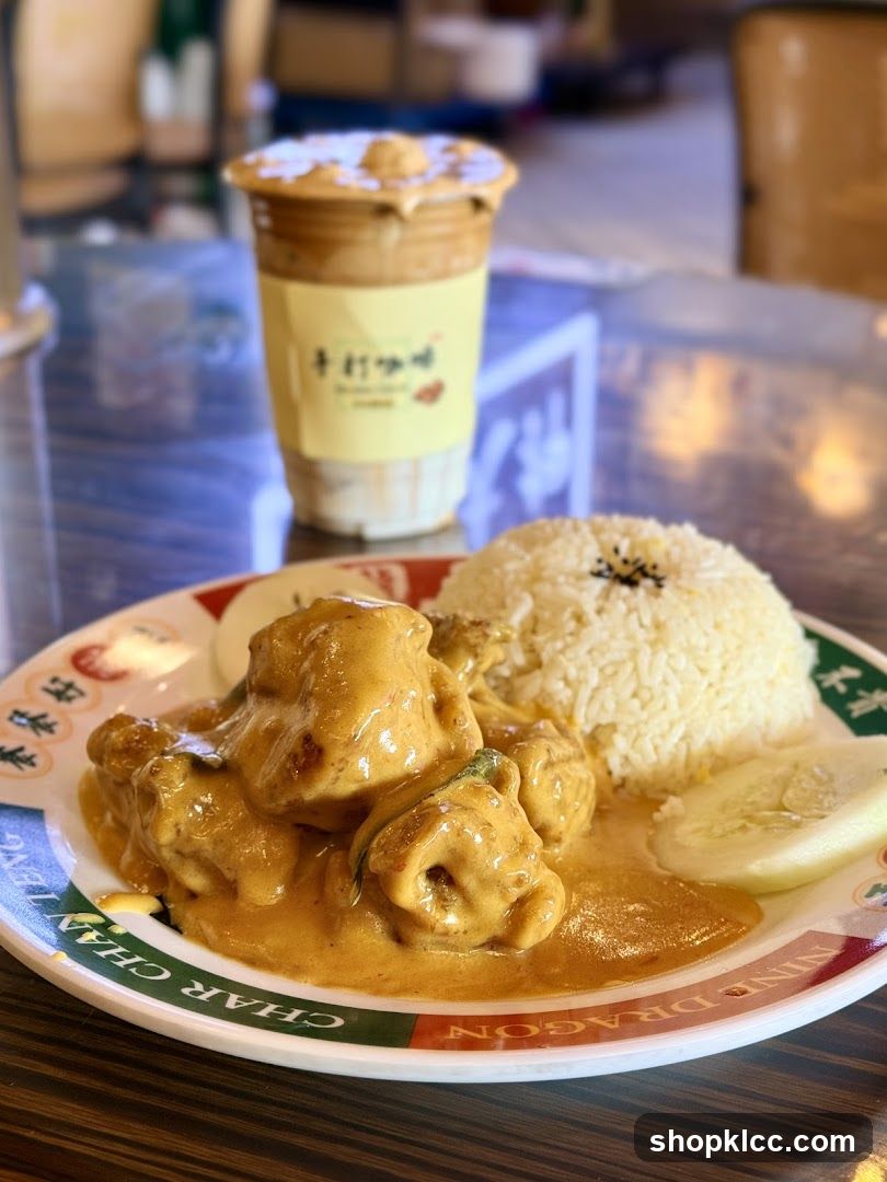 Curry Chicken with Rice and Drink