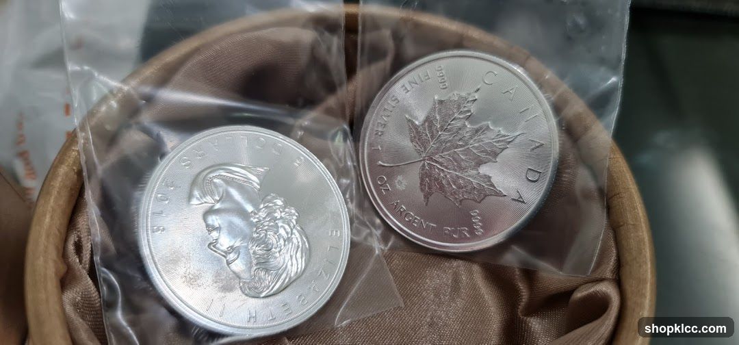 Silver Maple Leaf Coins