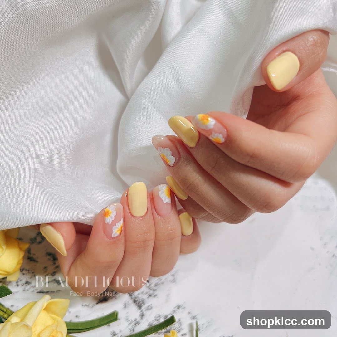 Yellow Daisy Nails