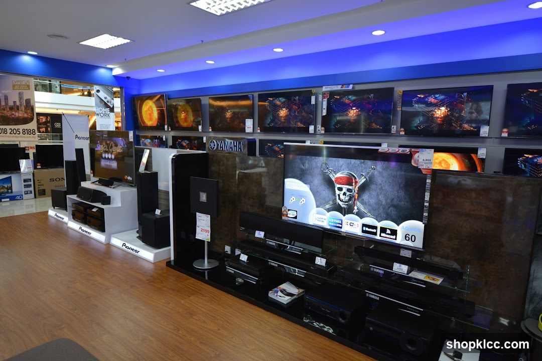 Electronics Store Display