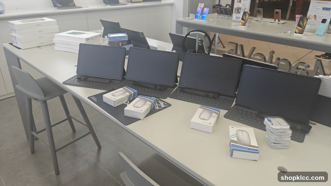 Electronics Store Display