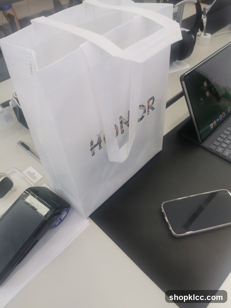 Honor branded shopping bag and electronics