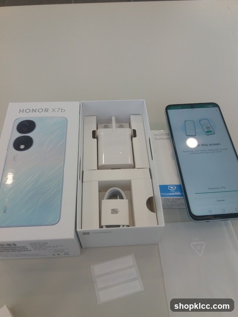 Honor X7b Smartphone Box Contents
