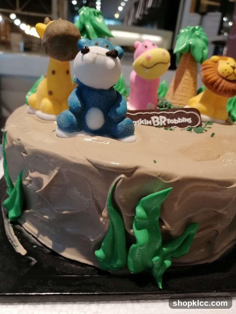 Jungle Animal Cake