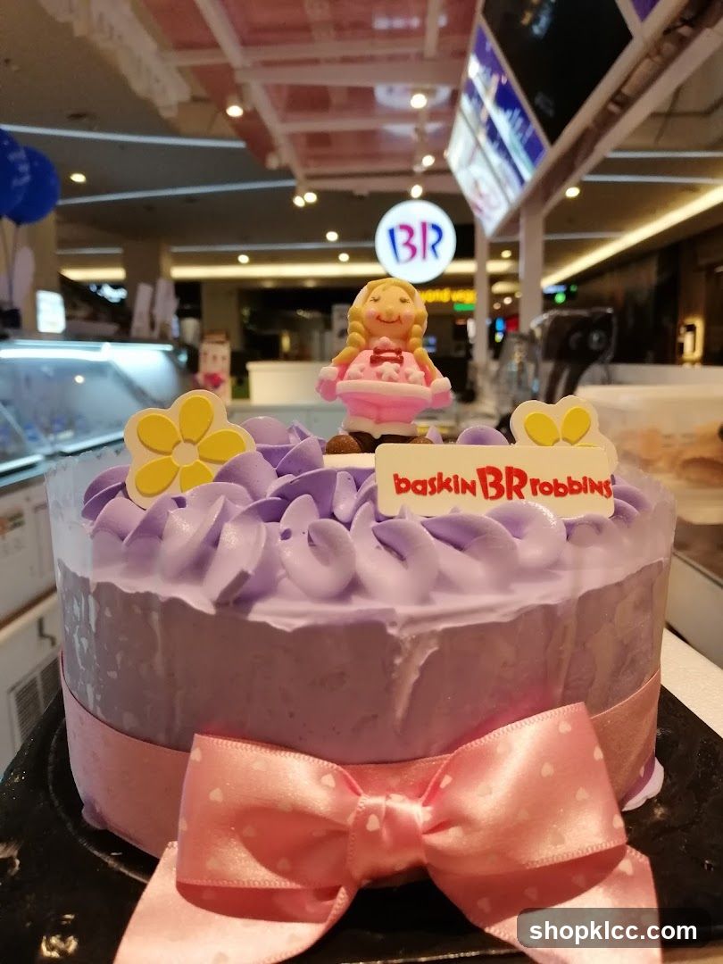Baskin Robbins Cake