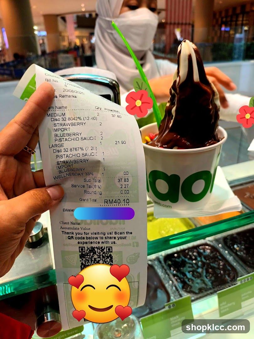 Ice Cream Shop Receipt and Product Display