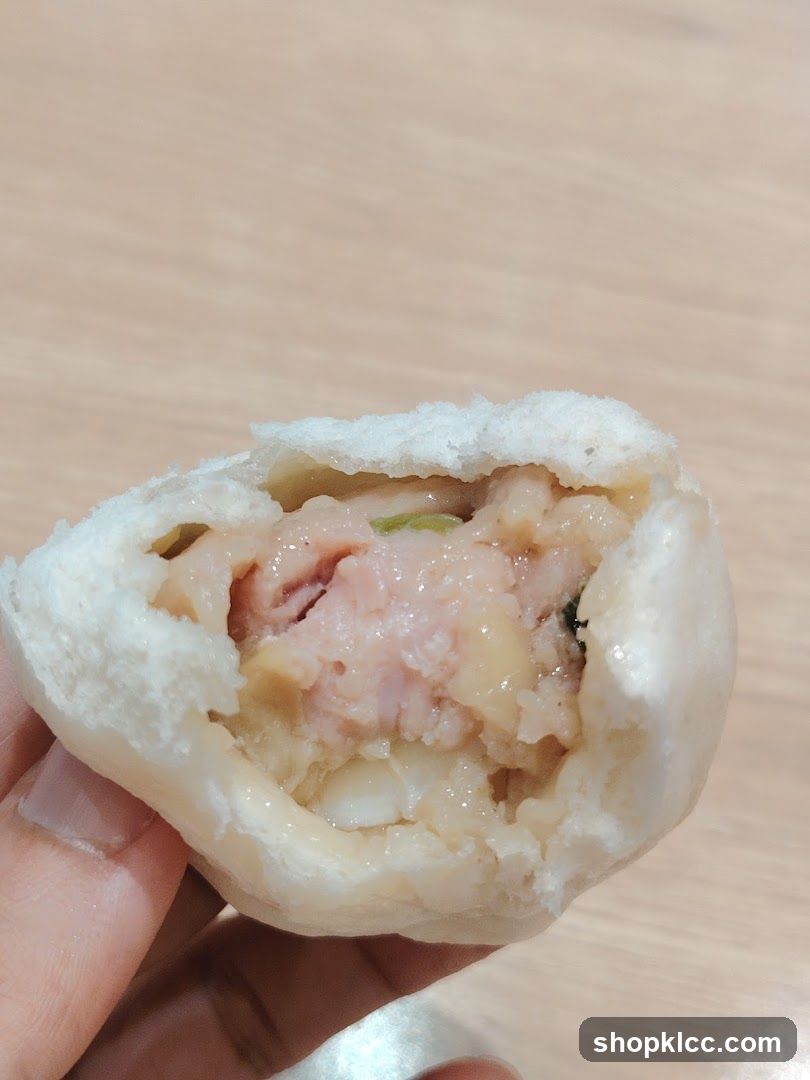 Steamed Bun with Meat Filling