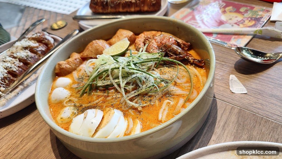 Laksa Bowl with Shrimp and Egg