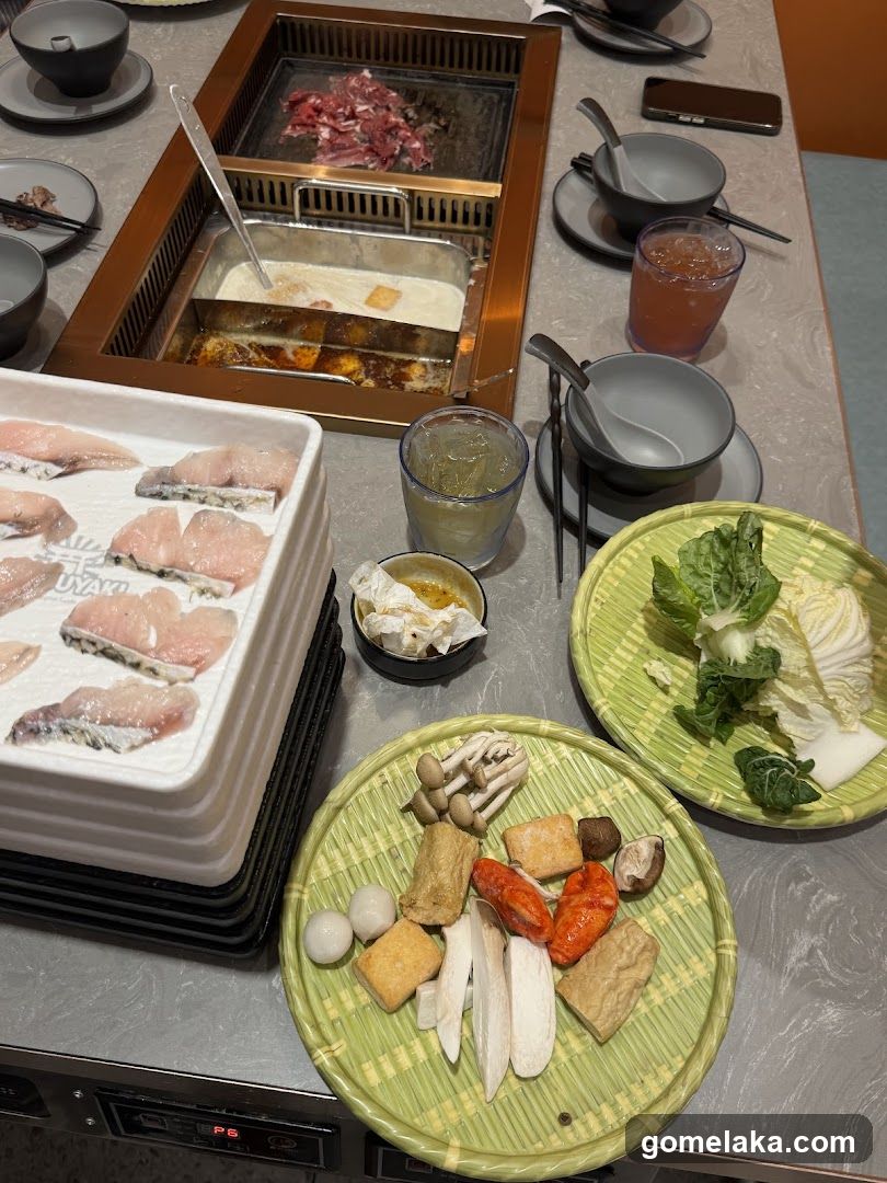 Hot Pot Dining Setup