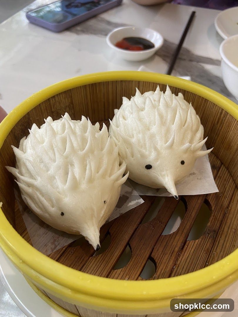 Hedgehog-shaped steamed buns