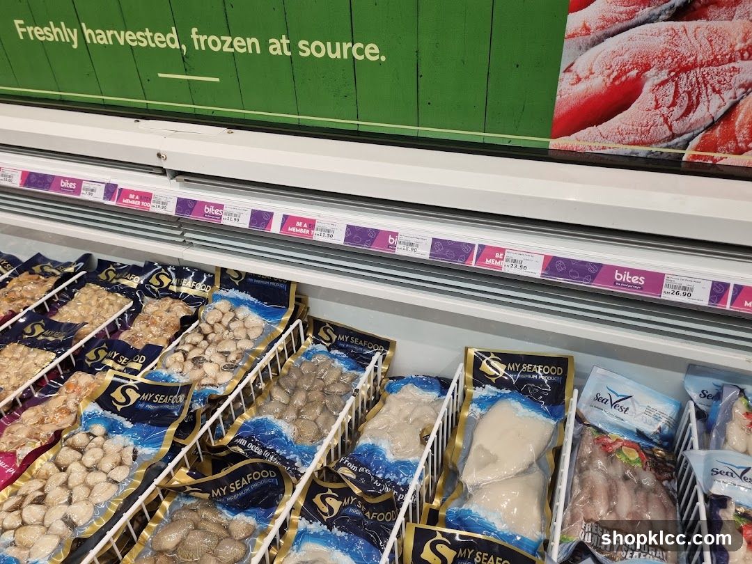 Frozen Seafood Display