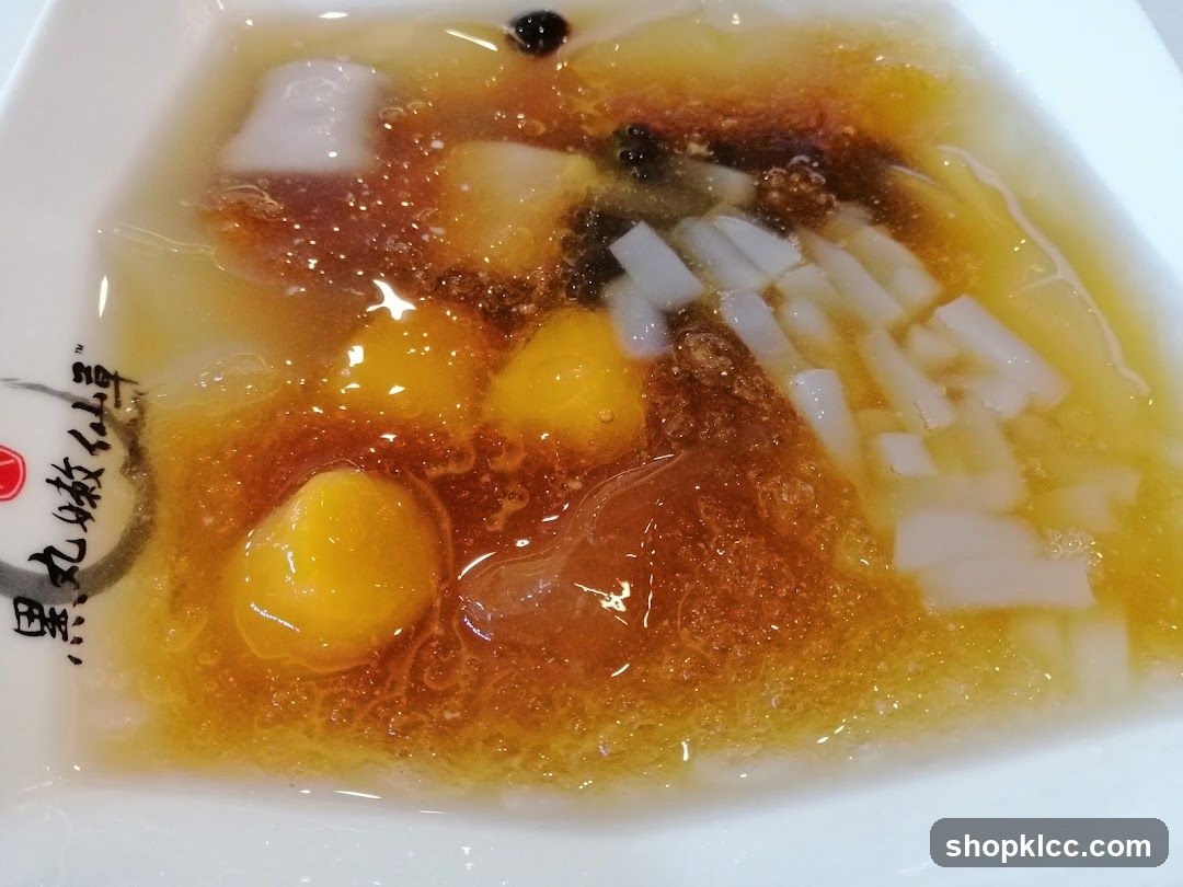 Dessert Soup with Taro Balls and Jelly