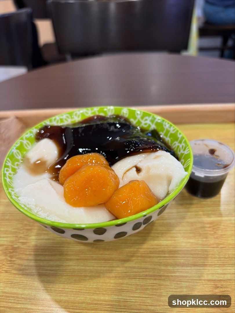 Dessert Bowl with Syrup