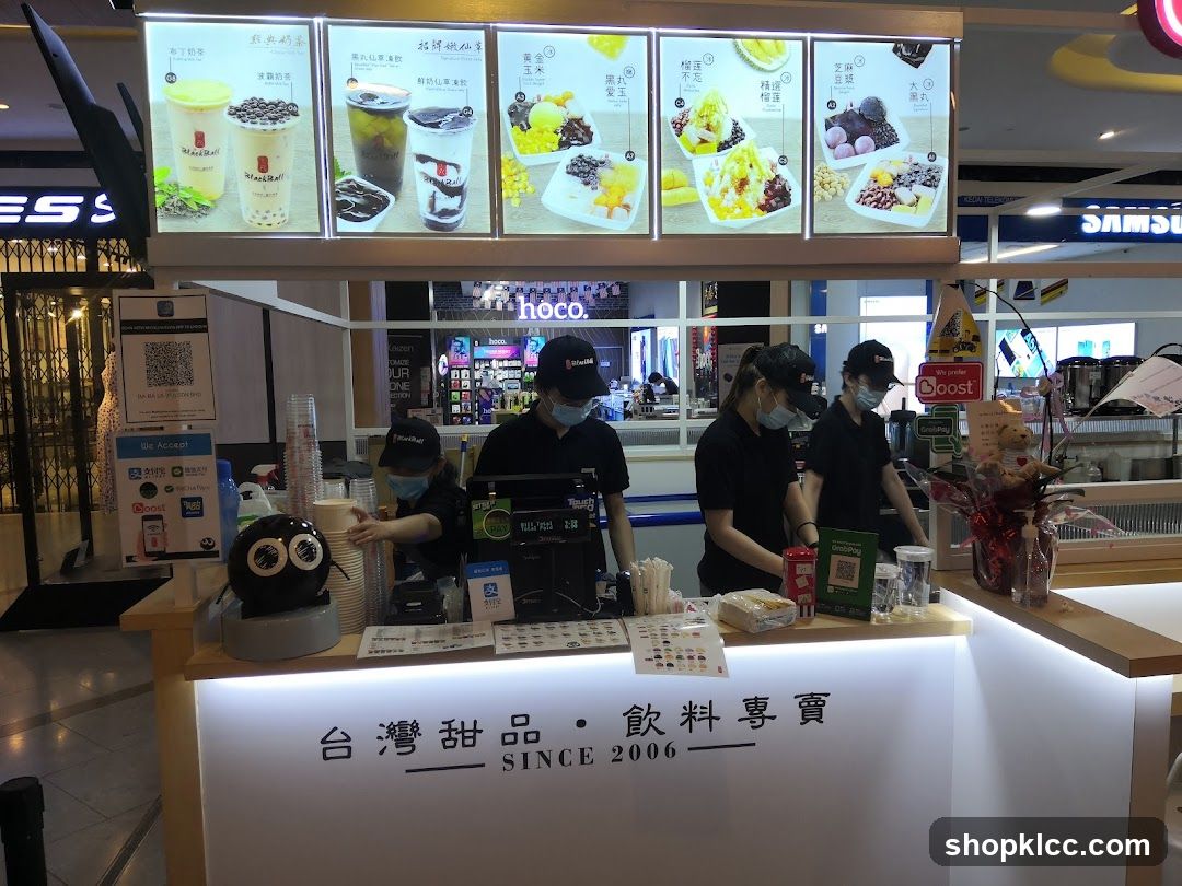 Dessert and Drink Shop Counter